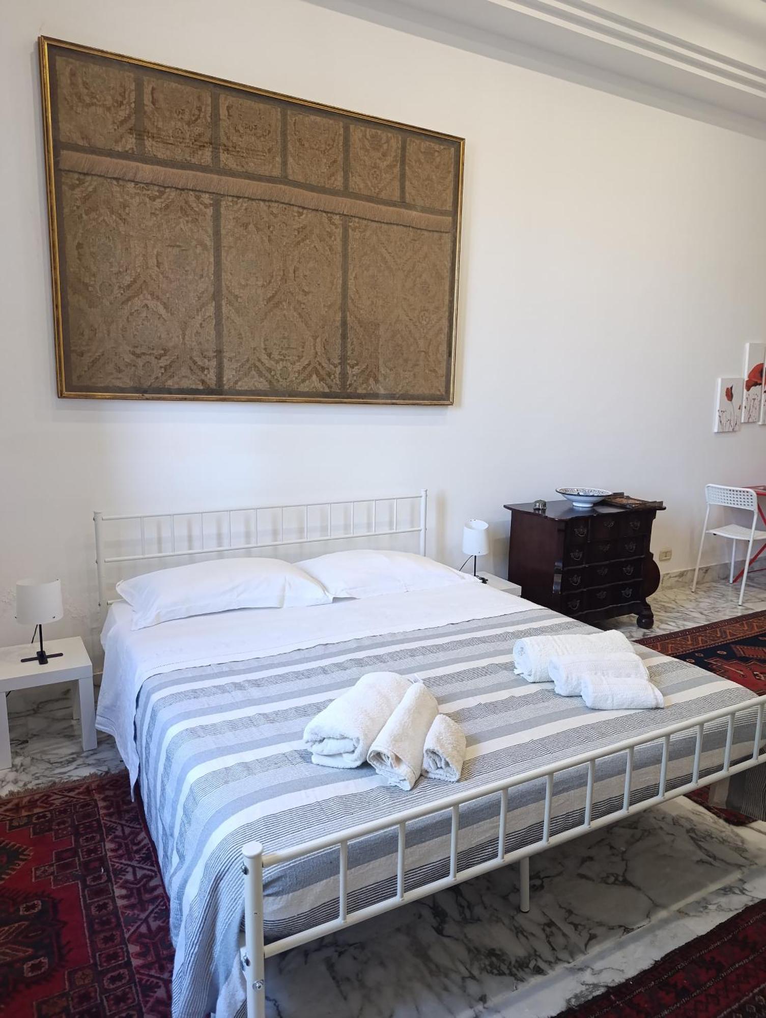 Don Camillo Suites Riposto Quarto foto
